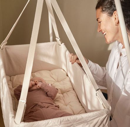 XL Baby Moses Basket with round hood