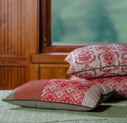 Tissus d'ameublement - Alpine Interiors - Tissus et coussins - L'OPIFICIO