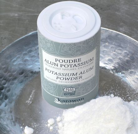Cosmétiques - PIERRE NATURELLE D'ALUN POTASSIUM EN POUDRE - BOITE SALIÈRE 90G - KARAWAN AUTHENTIC