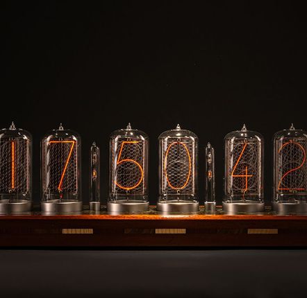 Sets de bureaux  - Horloge Nixie : La carbonixie N°2 - NIXIEFAB FRANCE