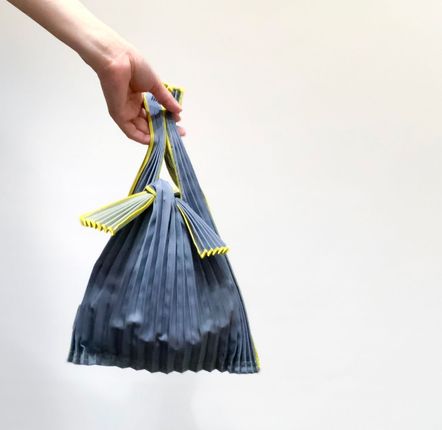Bags and totes - PLECO PLEATED BAG - Size mini (MADE OF BIOPLASTIC) - KNA PLUS