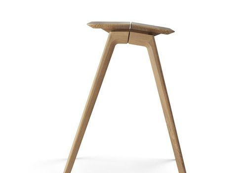 JON FAUSKE / OSLO SCHOOL OF ARCHITECTURE AND DESIGN - Knekk Stool