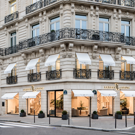  - Luxury Living store Parigi