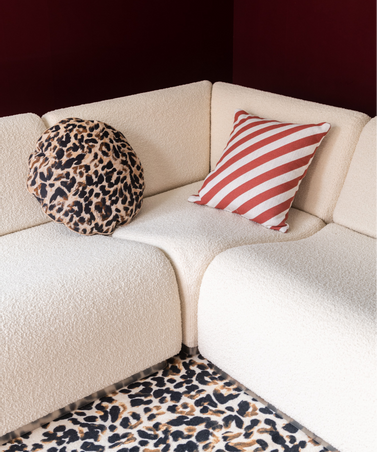  - Rotondo sofa and Leopardo rug