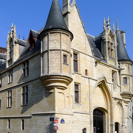  - Bibliotheque Forney