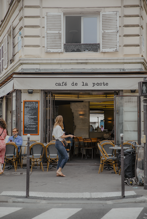  - Jars at Café de la Poste