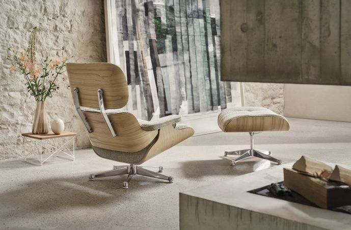  - Eames Lounge Chair - design Charles & Ray Eames