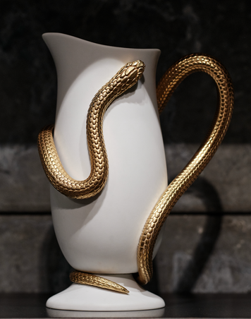  - Carafe serpent - biscuit de porcelaine noir mat et émail peint à la main en or fin 24 carats