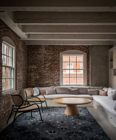 JESSICA HELGERSON INTERIOR DESIGN - Initiation