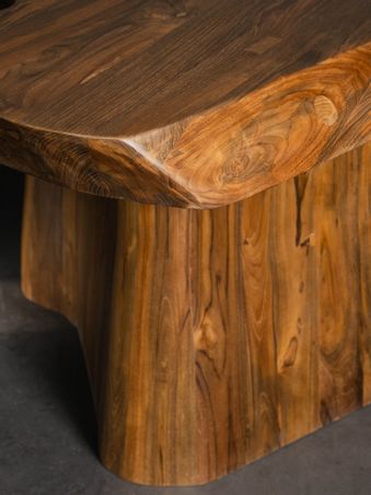  - Détail de Table YABA en teck huilé