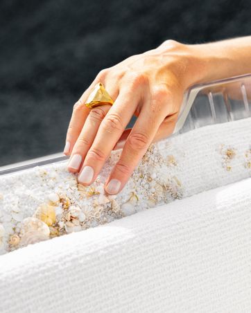  - Astre Mobile - Maison Lacmé - Broderie de Coquillages d'Aurélie Lanoiselée