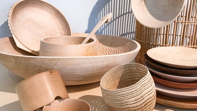 LA MAISON DE COMMERCE - Array