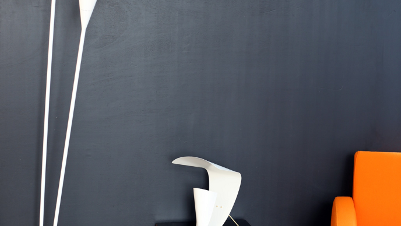 DISDEROT - Lampadaire B211 et lampe B201 de Michel Buffet, deux incontournables du design des années 50.