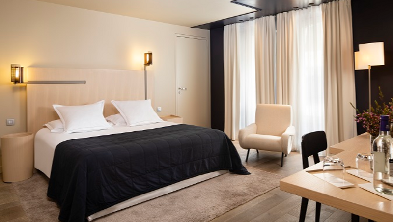 HOTEL DE NELL - HOTEL DE NELL / CHAMBRE PRESTIGE