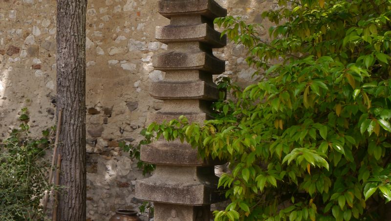THIERRY GERBER - STUPA, PAGODA