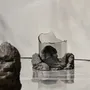 Objets de décoration - CATHARSIS, Bol sculptural en verre et pierre, Ash Black - COKI