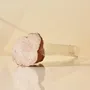 Vases - CATHARSIS, petit vase sculptural, corail poussiéreux - COKI