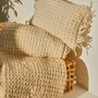 Prêt-à-porter - ENVELOPPEMENT DE PLAGE ET SERVIETTES. - CALMA HOUSE