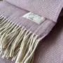 Plaids - Plaid couverture en laine, Chevrons Lilas Naturel - WOOL ONLY BY JOWOLLINA