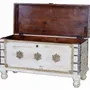 Boîtes de rangement  - Coffre ancien en bois de manguier blanc cassé - GINER Y COLOMER