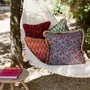 Tissus pour extérieurs - Coussin Yoko Bordeaux & Épices - PALAIS SUSTAINABLE LUXURY