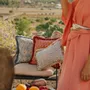 Tissus pour extérieurs - Coussin Réversible Jackie Rose & Écru x Rosita Orange & Rose - PALAIS SUSTAINABLE LUXURY
