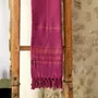 Serviettes de bain - FOUTA TISSÉE EN COTON BIOLOGIQUE - COLLECTION GARDEN - COULEUR FUSHIA - KARAWAN AUTHENTIC