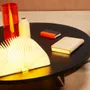 Lampes sans fil - Lampe Lito Mini Book jaune/bleu marine - LUMIO