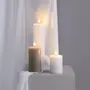 Éclairage LED - Basic Colours Pillar Candles Silk - MOODS & MORE