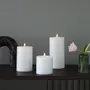Éclairage LED - Basic Colours Melted Pillar Candles Silk - MOODS & MORE