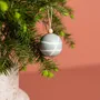 Autres décorations de Noël - Boule de Noël en forme de croix en bois - KINTA
