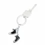 Cadeaux - Porte-clés avec 2 pendentifs : mini ,,CHUCKS'' noirs - TROIKA GERMANY