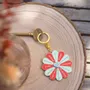 Cadeaux - Bracelets, Pins, porte-clés, éventails et miroirs de sacs - HIRONDELLES & CIE BY MAISON ROYAL GARDEN