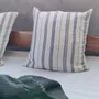 Coussins textile - Housse de coussin tissée à la main | Tsiame beige à rayures bleues - SOLOKO