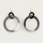 Bijoux - Boucles d'oreilles 1 grand et 1 petit anneaux ronds bords droits, en corne blonde de zébu africain - L INDOCHINEUR X RIVÊT