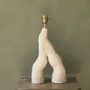 Lampes de table - Lampe inférieure en céramique fabriquée à la main, pièce unique - STUDIO WILD ORANGE