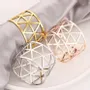 Christmas table settings - Napkin ring - Geometric 1 - Silver or Gold - SOSTRAW & SMARTTHINGS