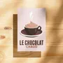 Carterie - Carte postale Le Chocolat Chaud : Beige - COSYNÉVÉ - MOUNTAIN POSTERS