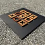 Cadeaux - Plateau de jeu Tic Tac Toe - Bois d'Ovangkol et d'acajou africain - SHALL WE PLAY A GAME?