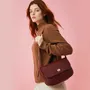 Sacs et cabas - Barney - Sac à bandoulière de taille moyenne en cuir en merlot grainé - MIMI BERRY