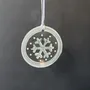 Other Christmas decorations - White hand-painted snowflake-shaped glass ornament - CARNEOL GLASS