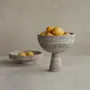 Plats et saladiers - SILVER TRAVERTINE PEDESTAL BOWL XL - KIWANO CONCEPT