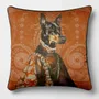 Linge - Bestiaire Aristocratique 54 (La Duchesse Doberman) — Housse Coussin Velours 45cm x 45cm - LAURE WELFLING - DJEBELI