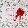 Sets de table - Sets de table brodés Red Christmas Bows – Collection textile festive - ROSEBERRY HOME