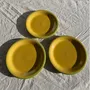 Everyday plates - Set of 3 large yellow Italian plates with green border D27 H3 - OFFICE OBJETS