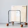 Etagères - Porte-disques en vinyle avec pieds sphériques en bois - DESIGN ATELIER ARTICLE