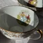 Tasses et mugs - Lot de 8 tasses en porcelaine à motif de galanterie pastorale - OFFICE OBJETS
