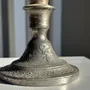 Objets de décoration - Petit bougeoir ancien gravé en métal argenté dans son jus - OFFICE OBJETS