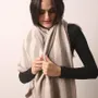Foulards et écharpes - Écharpe tissée en cachemire - PASHMA