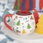 Tasses et mugs - Ensemble tasse et chaussettes à motif de Noël nostalgique - SOMETHING DIFFERENT WHOLESALE